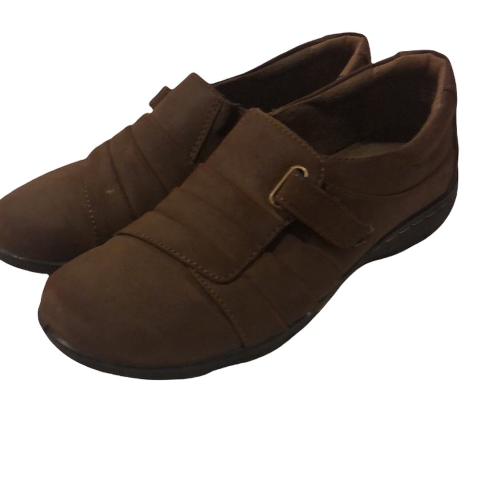 Judith slip ons 6.5